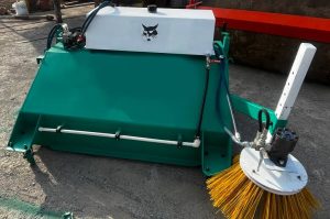 جارو بابکت بغل زن